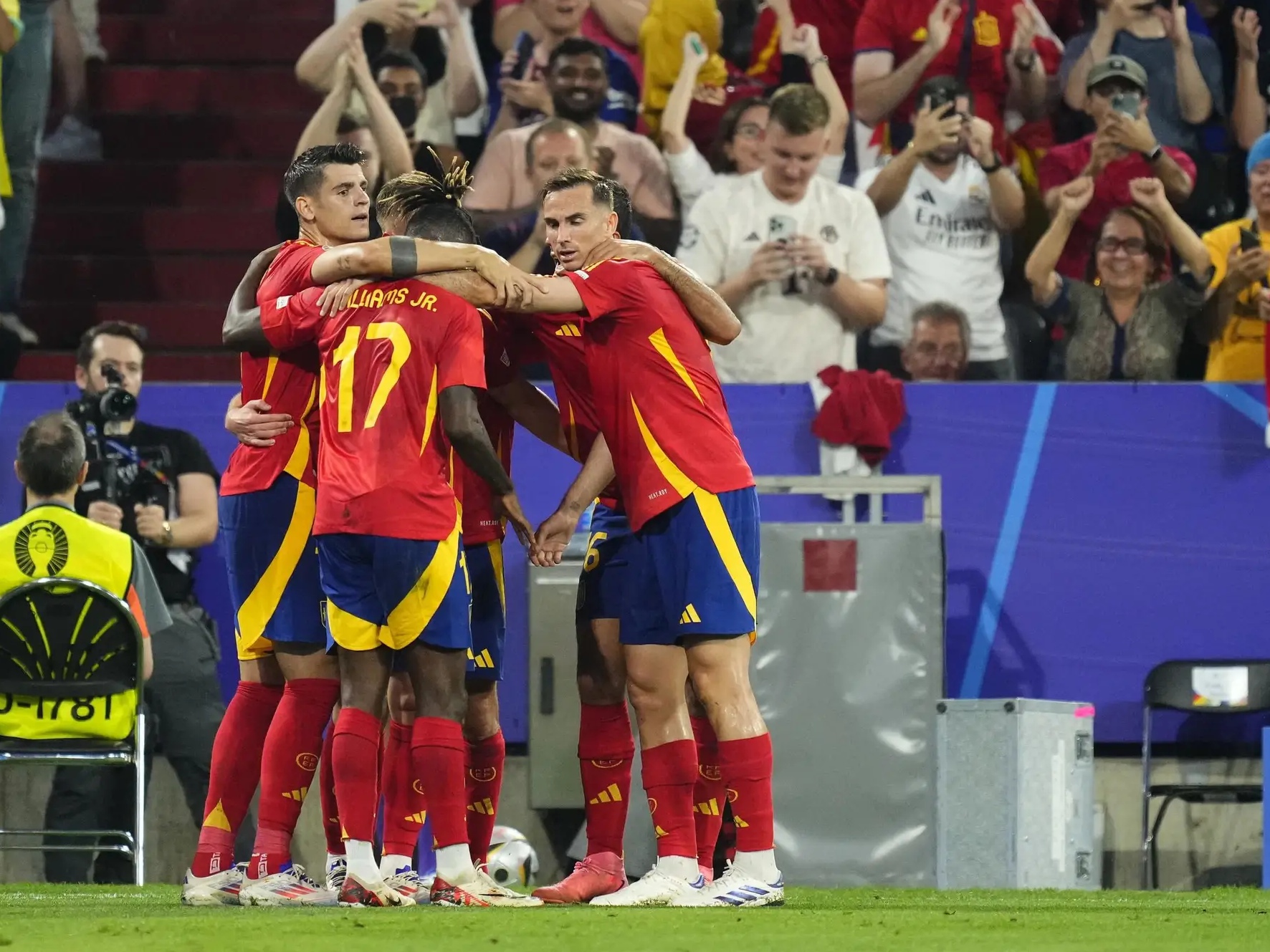 欧洲国家足球精英联赛擂台赛决赛掀起热潮！的简单介绍